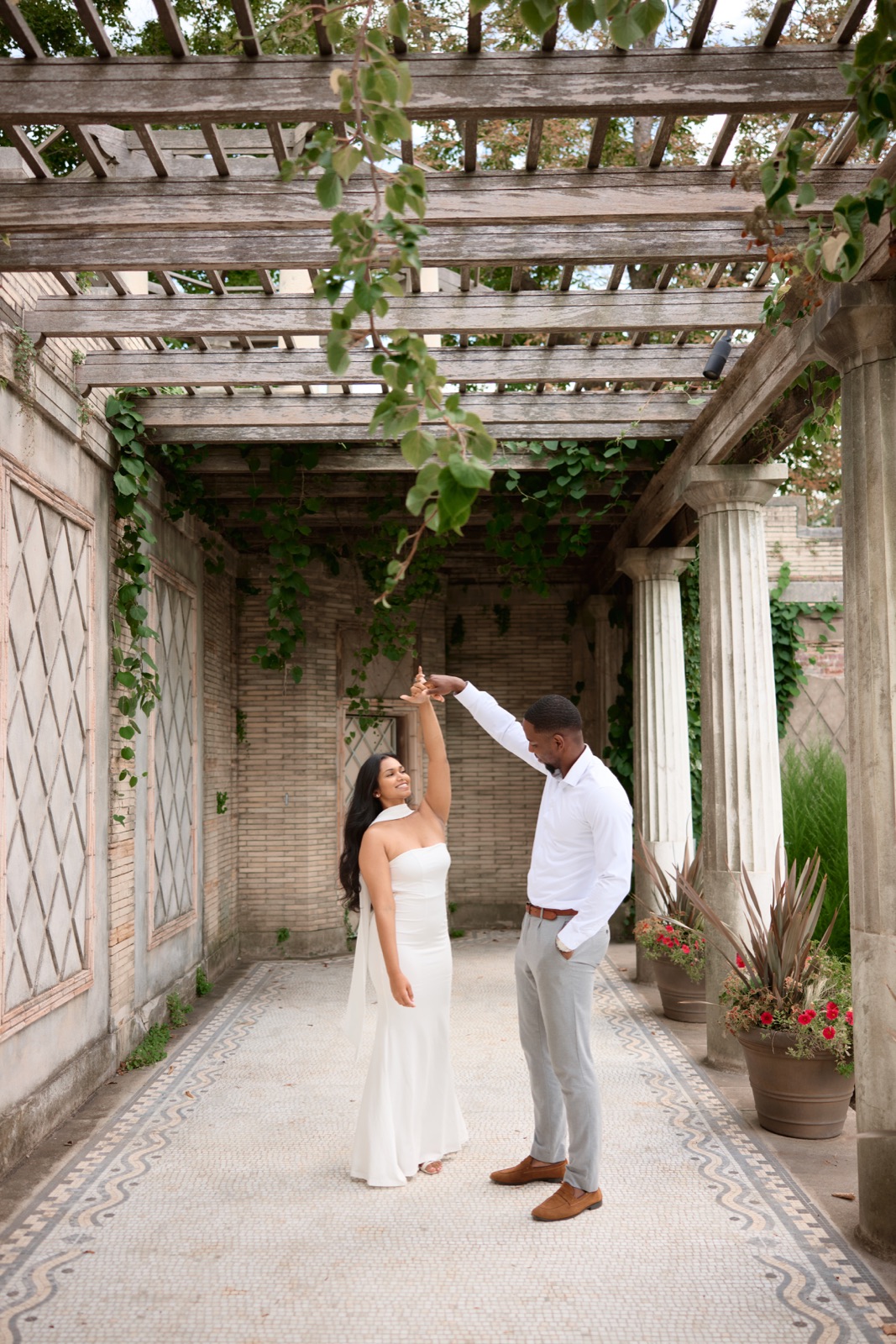 A twirl under the pergola